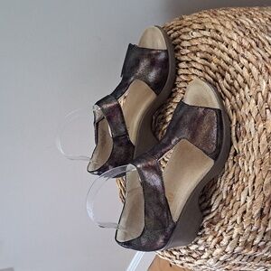 Alegria Womens Riki Metallic Brown Clog Sandals Adjustable Straps EU 38/US 7.5-8